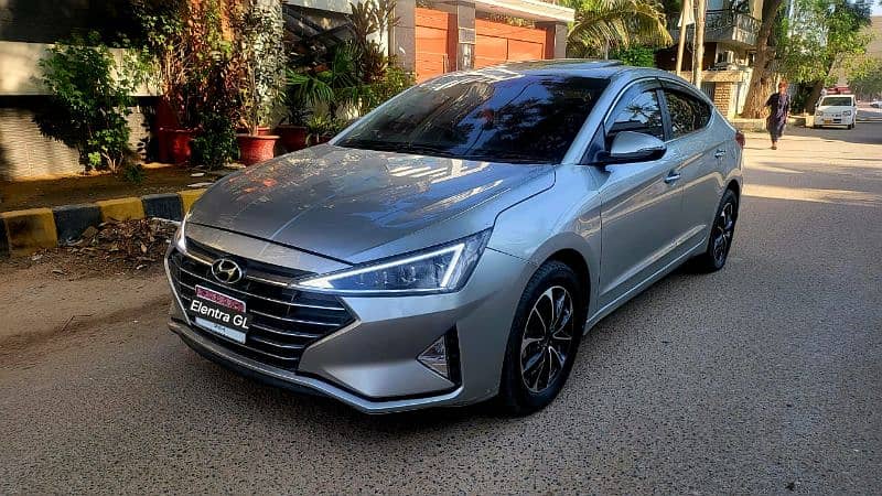 Hyundai Elantra GL Model 2023 Sunroof 2