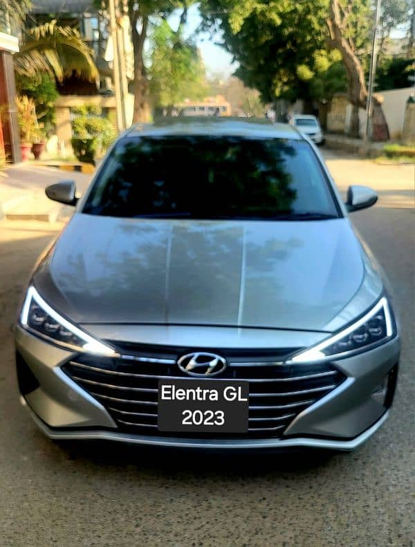 Hyundai Elantra GL Model 2023 Sunroof 3