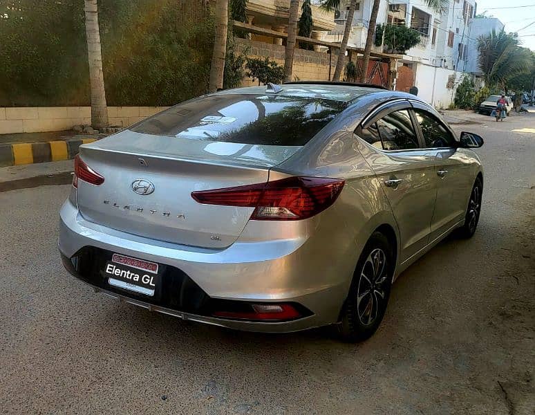 Hyundai Elantra GL Model 2023 Sunroof 4