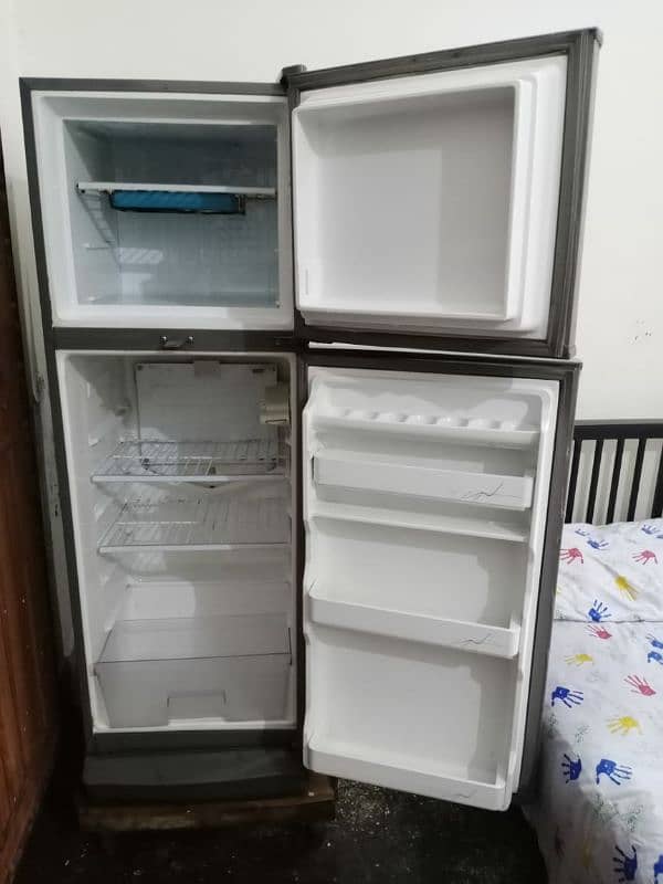 Dowlance Fridge Total Genuine 3