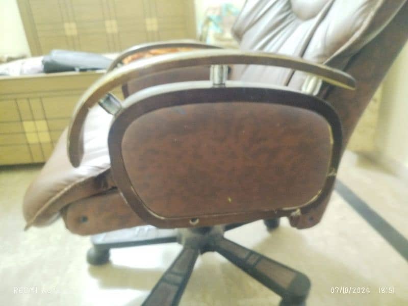 Office Chair 4