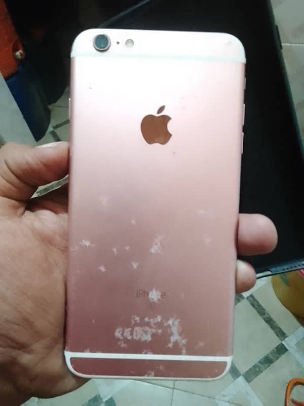 I am selling my iPhone 6s Plus 3