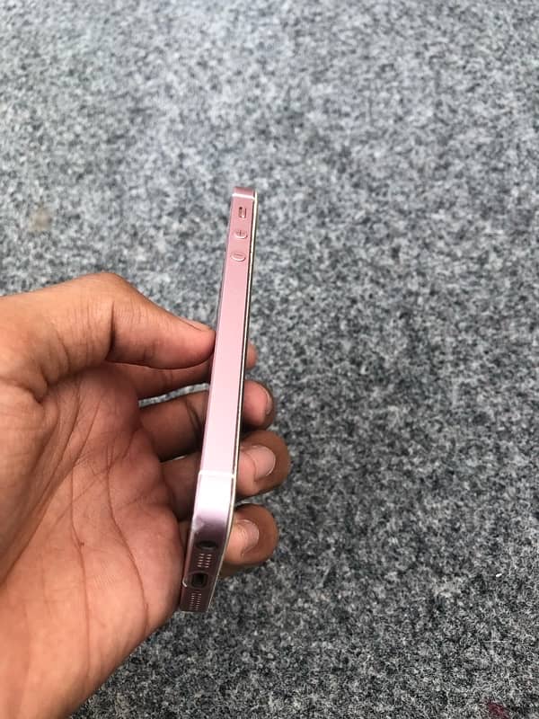 iphone SE 2017 64gb 2