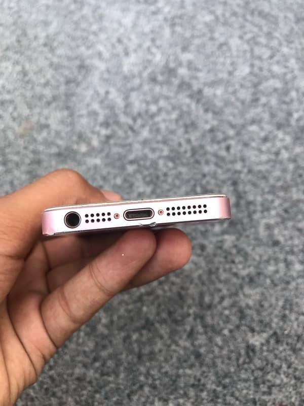 iphone SE 2017 64gb 3