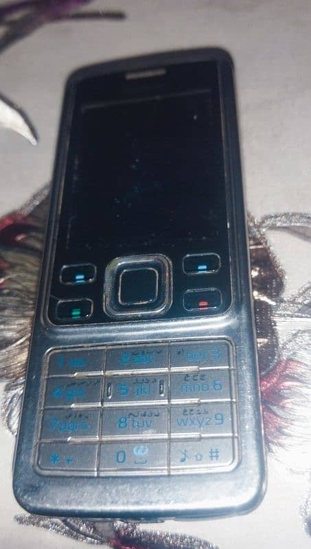 Nokia 6300 argent seal 1