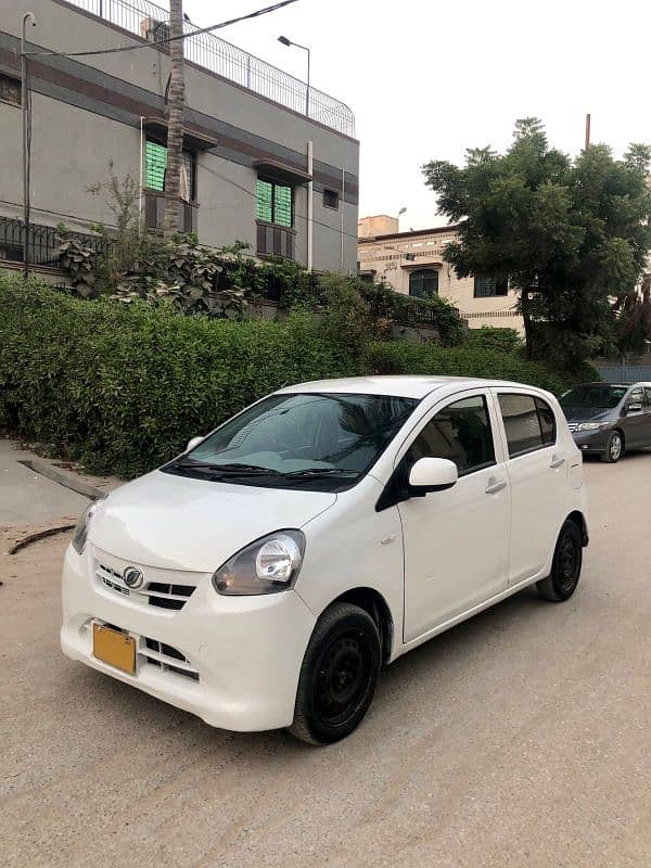 Daihatsu Mira 2012 0