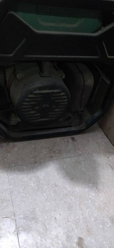 Generator for sale urgent 1