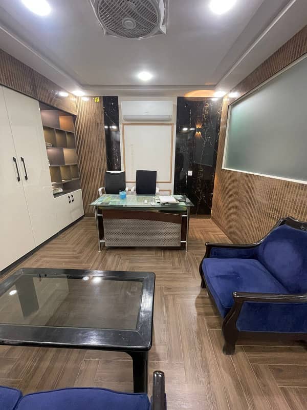 Dha Ph 2 (ext) Main 21st Com Aera Street | Fully Furnished 1000 Sqft Office Floor For Sale | Well Designed Wooden Flooring & False Ceiling | 3 Side Corner Building | Ample Car Parking | Ideal For Marketing Firm, Clinic, Institute | Reasonable Dem | 6