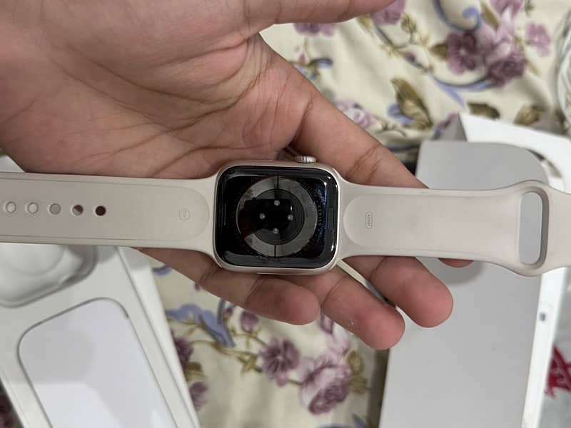 Apple Watch Series 7 starlight 45mm 6