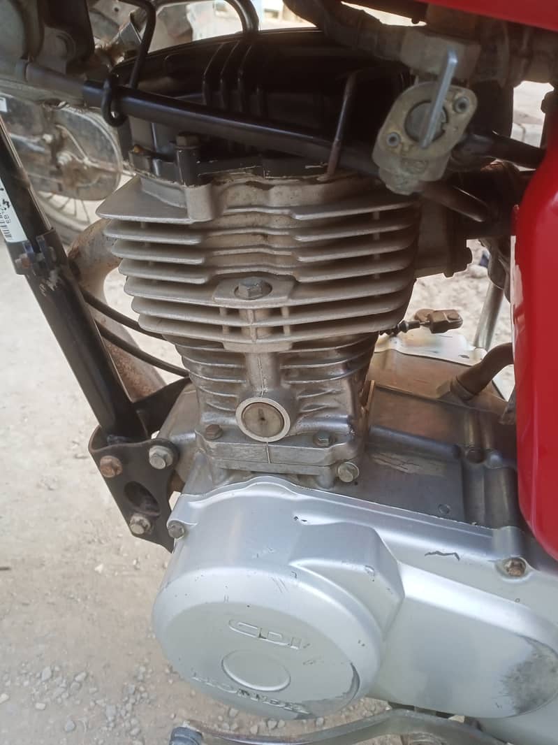 Honda 125 Karachi number 1