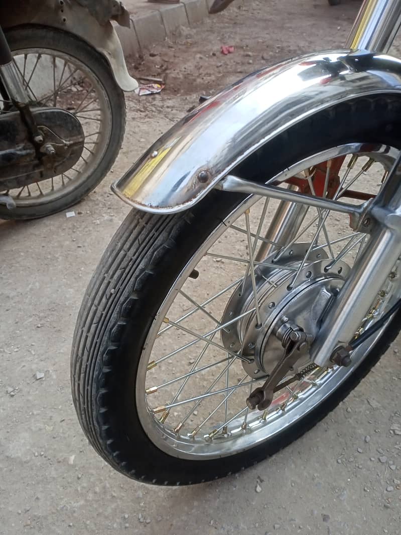 Honda 125 Karachi number 3