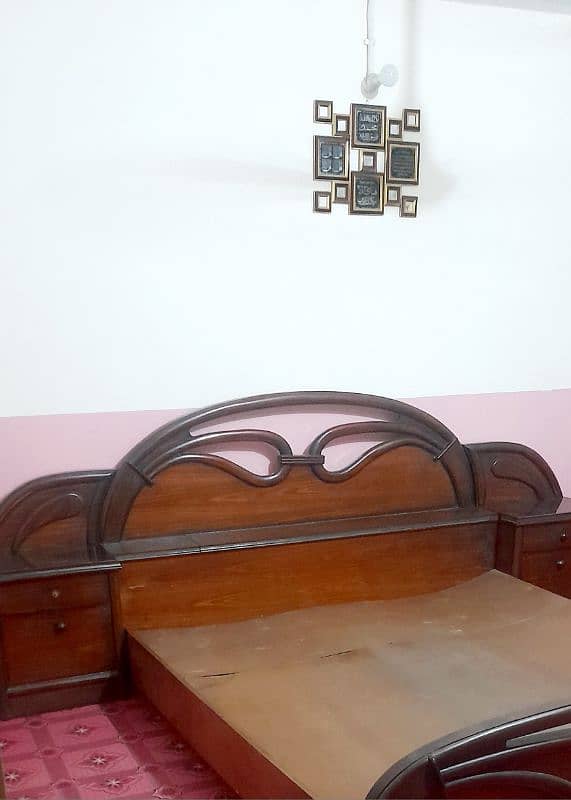 Bed King Size 3