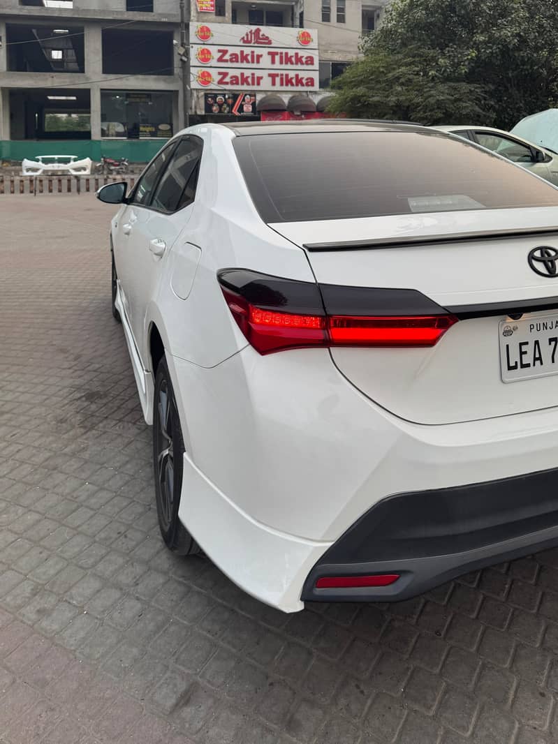 Toyota Corolla Altis 1.6 2018 1