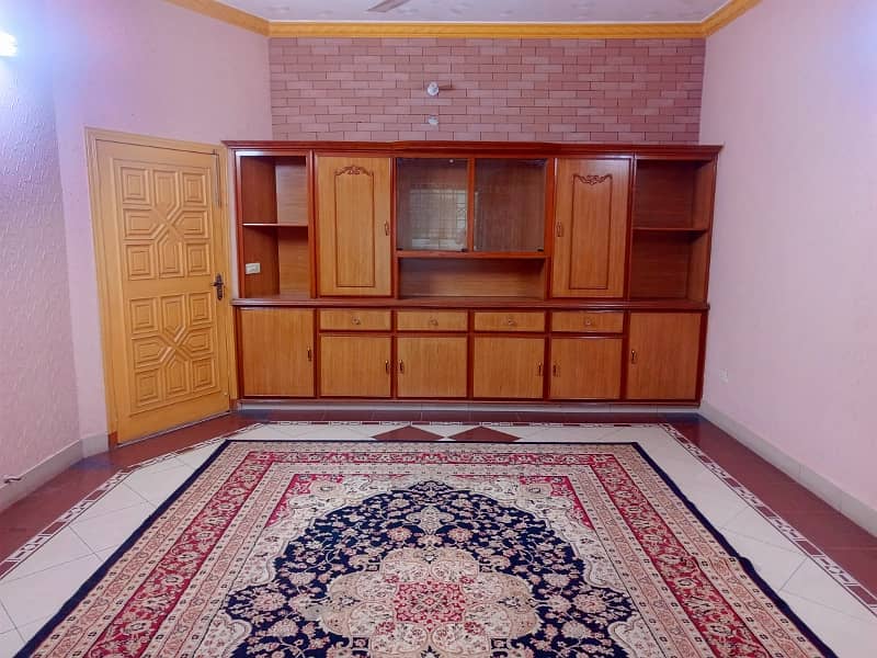 1 kanal beautiful uper portion for rent at the prime location of johar town 6