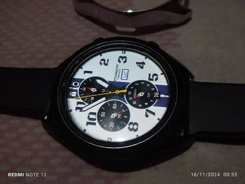 Samsung galaxy watch 3 In 9 by 10 condition 0