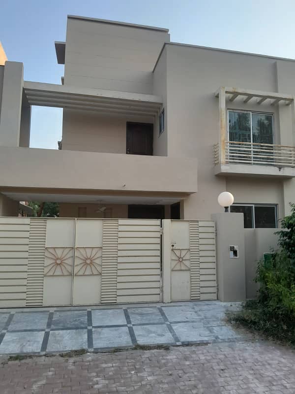 10 Marla For Rent Sector -E Bahria Town Lahore 0