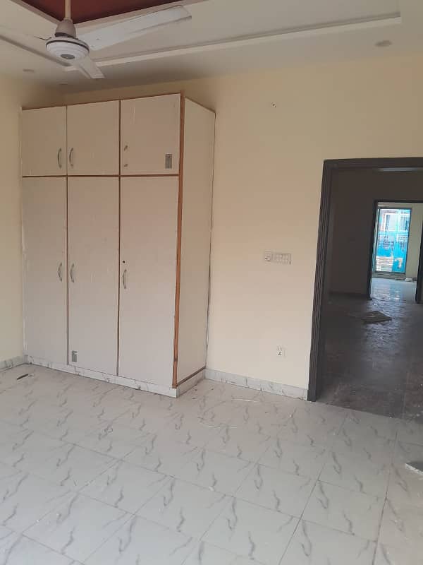 10 Marla For Rent Sector -E Bahria Town Lahore 4