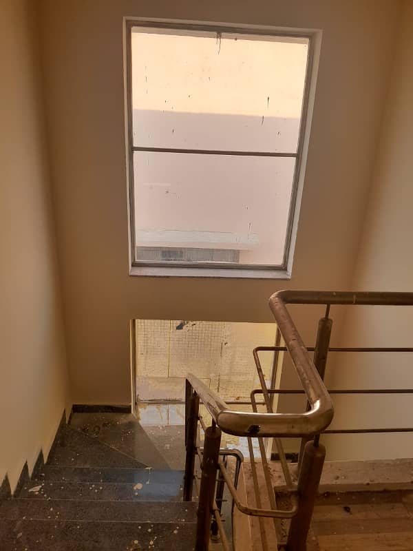 10 Marla For Rent Sector -E Bahria Town Lahore 11