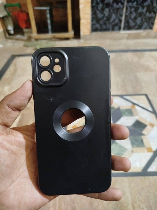 iPhone 11 back cover 0