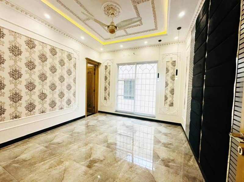 10 Marla Spanish House Available For Sale In Paragon City Lahore 20