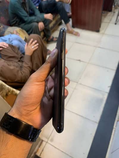 iphone 11 pro max 64gb non pta jv face id ok