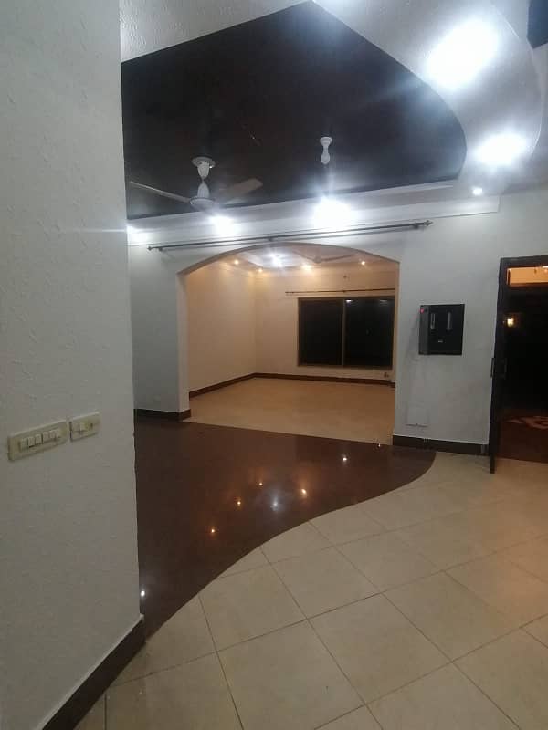 12 Marla house available for rent in safari villa phase 7 bahira town 1