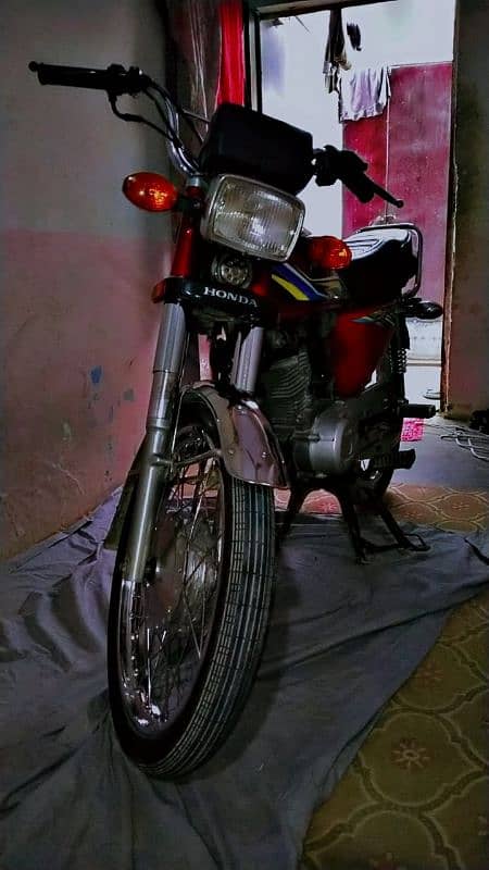 Honda cg 125 2017 red colour 1