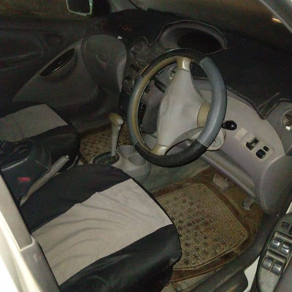 Toyota Platz 2005 urgent sale 6