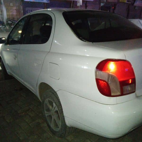 Toyota Platz 2005 urgent sale 9