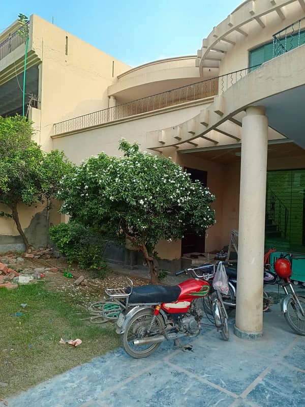 1 Kanal Full House For Rent At The Prime Location Of Johar Town 2