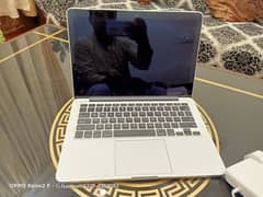 Apple Laptop MacBook Pro 2015 13"Display, Core i7,16GB RAM, 500GB SSD,