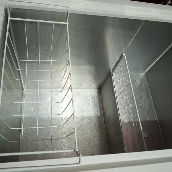 few months used Deep freezer Freezer 03152435095 1