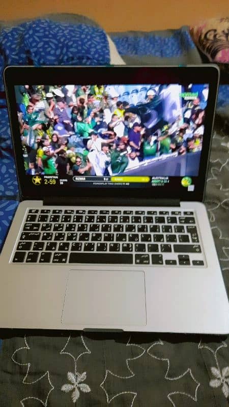 Macbook Pro core i5 early 2015 6