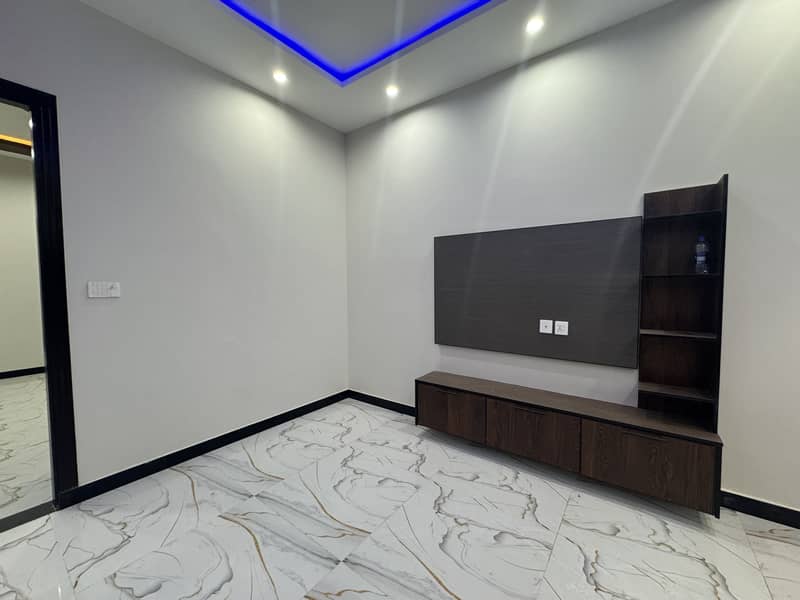 Beautiful 5 marla house for sale at Al noor town Rangers Road Sialkot 0