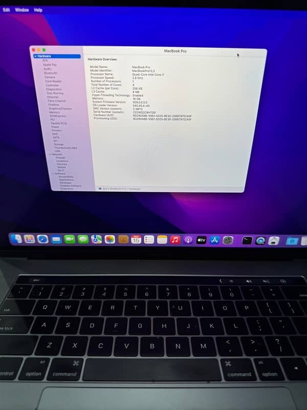 Apple macbook pro LATE 2017 model 15.4inch 16GB/1TB  CTO MODEL 7