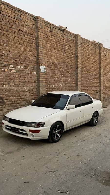 Toyota Corolla XE 2000 1