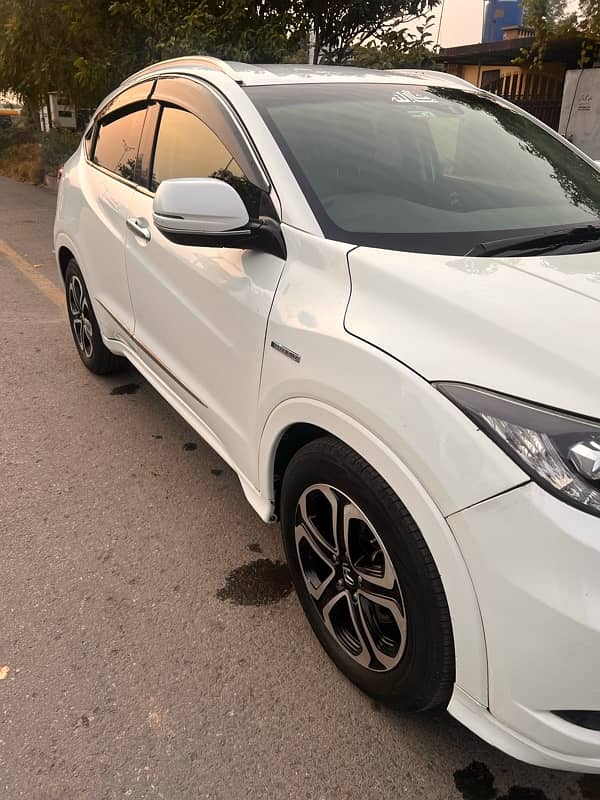 Honda Vezel 2016 total original pain 3