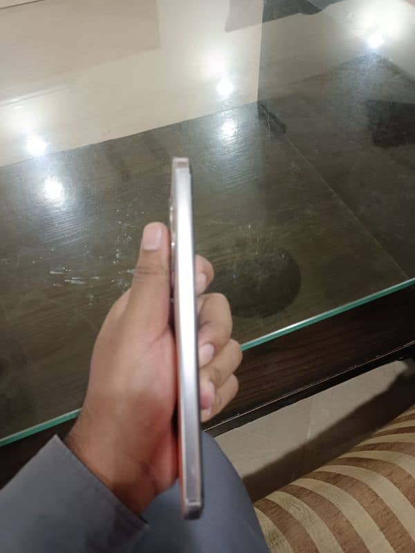 OPPO Reno 12 f 5g 5