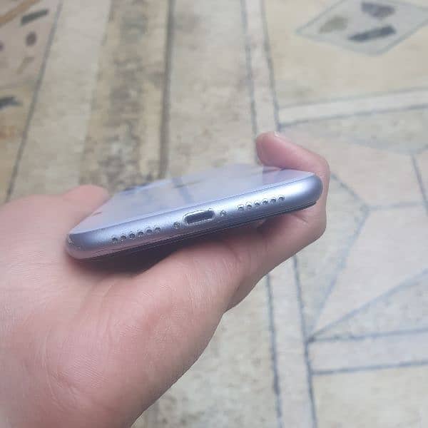 iphone 11 Purple color 2