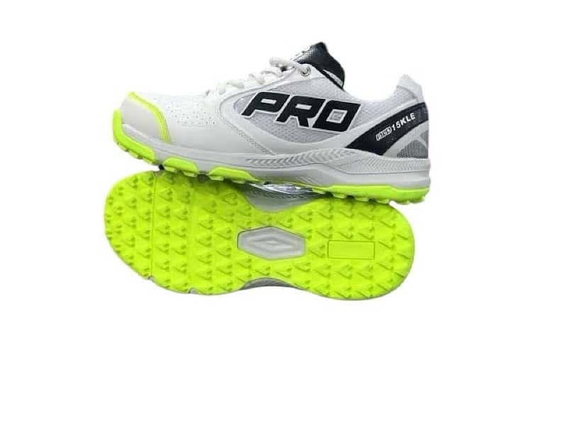 CA Pro 15kle Cricket Shoes 100% (original) 0