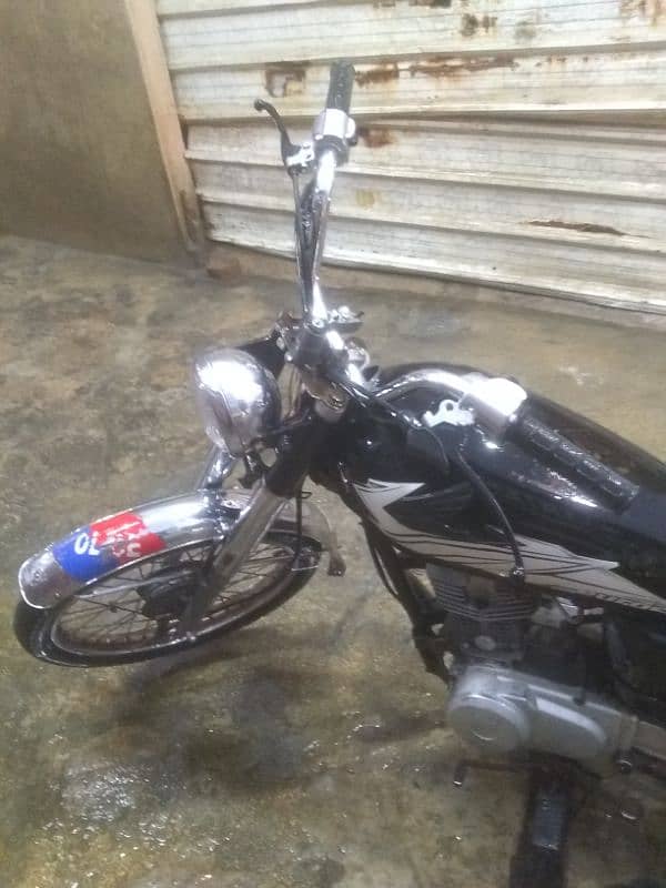 Honda cg 125 1982 modle Lahore nmb 0