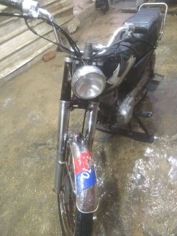 Honda cg 125 1982 modle Lahore nmb 1