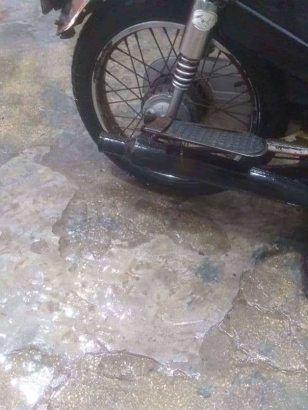 Honda cg 125 1982 modle Lahore nmb 10