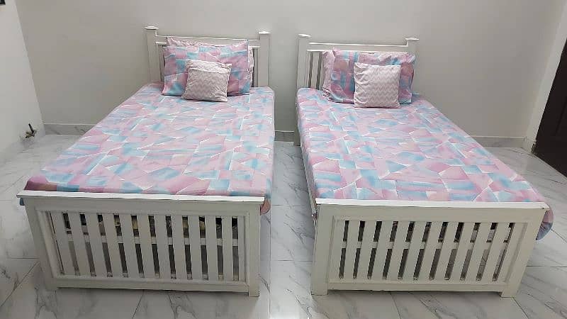 Wooden Single beds in excellent condition 6