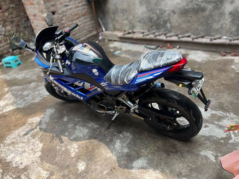 kawasaki ninja replica ER-6n blue colour 5