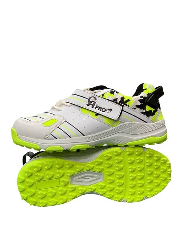 CA Cricket shoes  :  Ca pro 100 Cricket Shoes 100%( original) 0