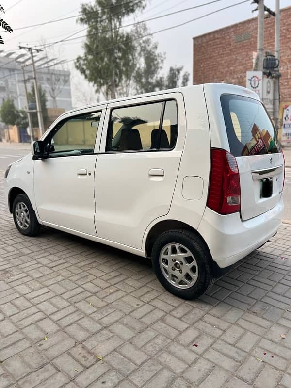 Suzuki Wagon R 2018 4