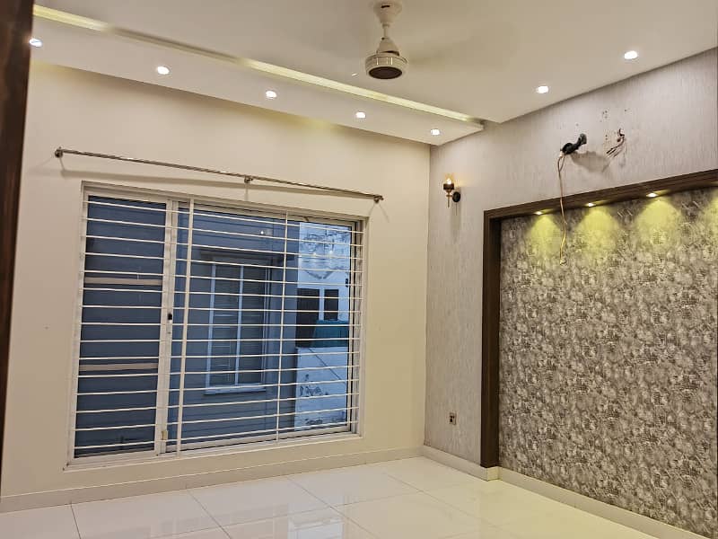 10 Marla Modern Elevation Brand New House Available for Rent in Sector C, Bahria Town Lahore. 18