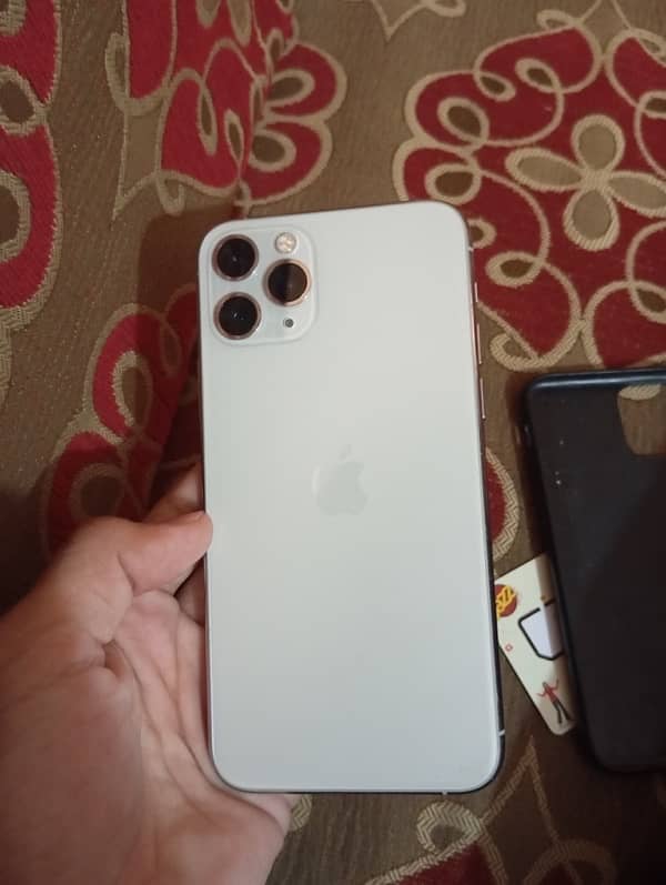 iPhone 11pro 0