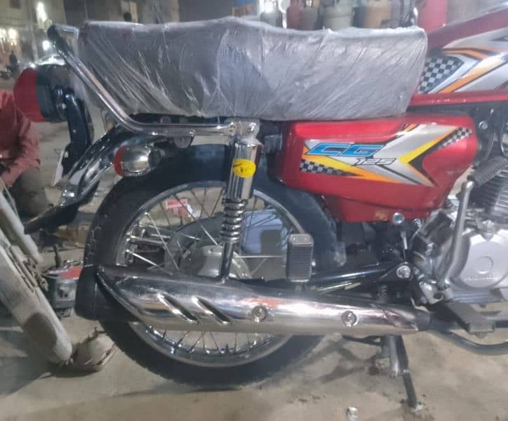 Honda 125 2.11. 2016 2017 7